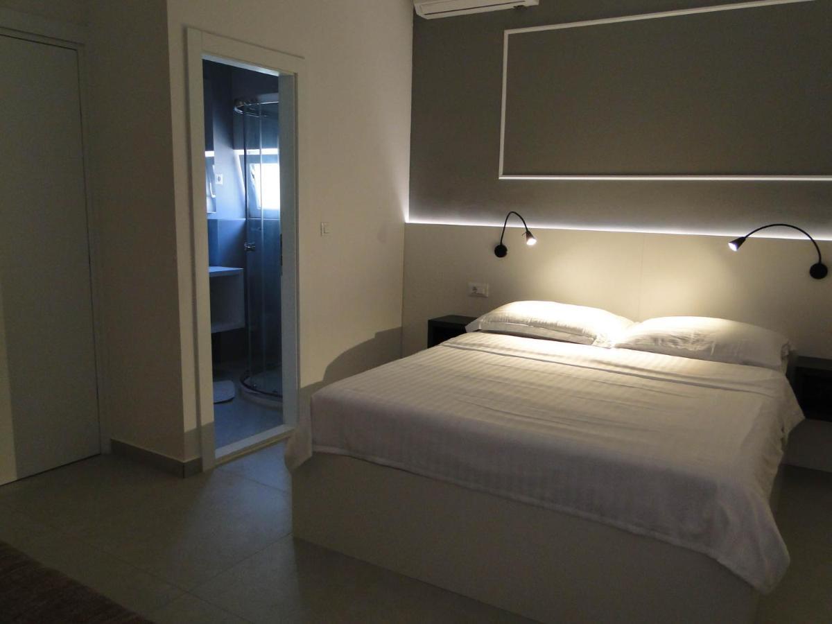 Rooms Tepli Bok Примоштен Екстер'єр фото